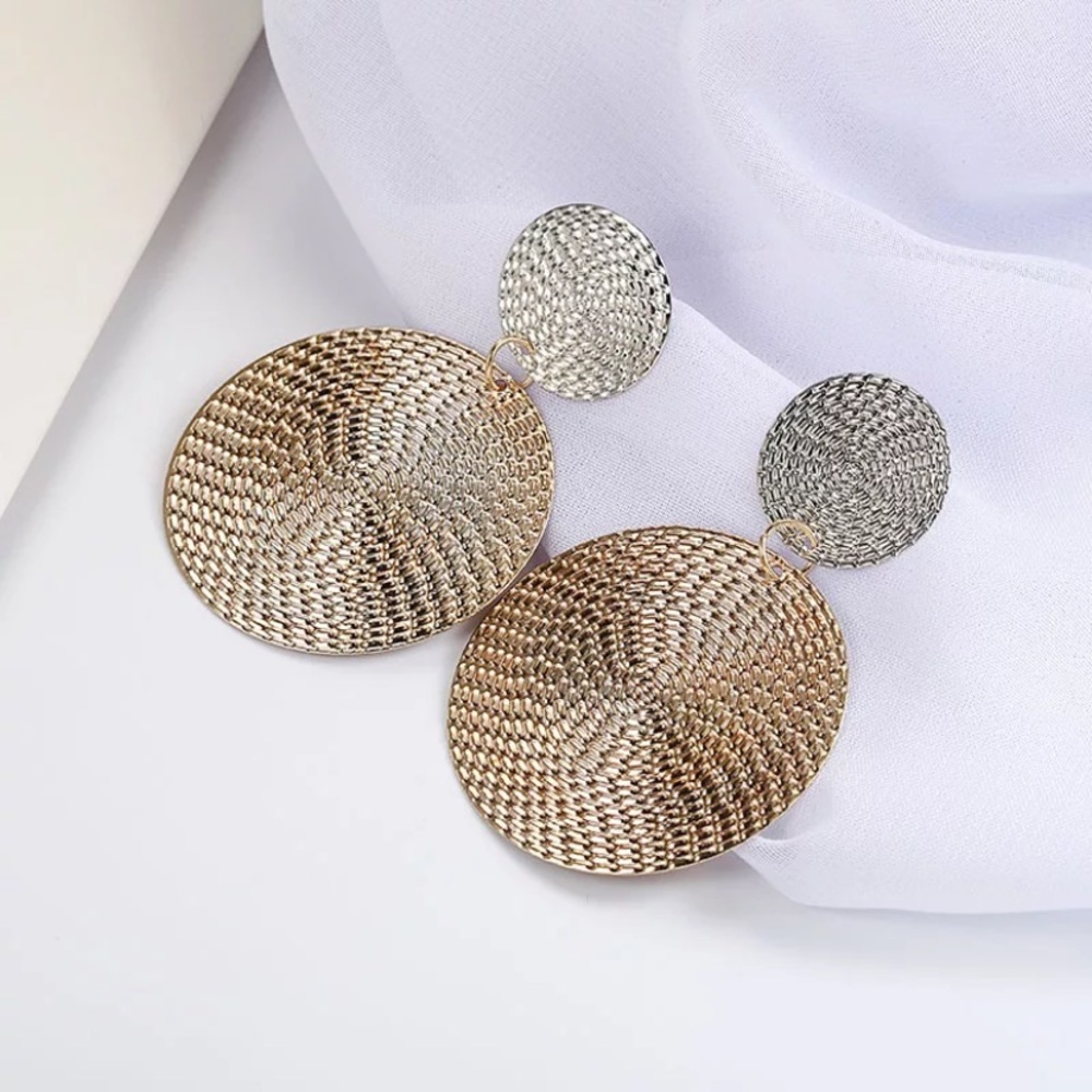 Two Tone Geometric Earrings - Picture 7 of 7